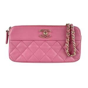 CHANEL Pink Leather Shoulder Bag